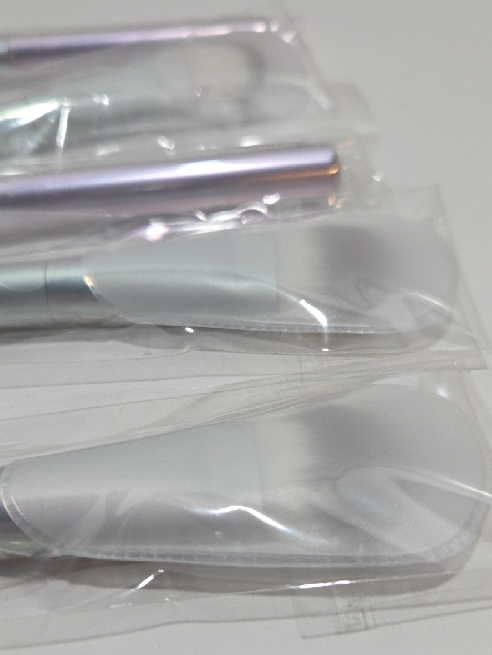 NYX Professional Makeup Silver Iridescent Handle Face Brushes (Set of 5) - Picture 3 of 3
